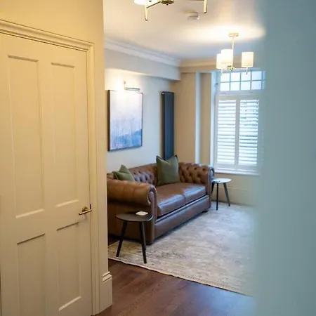 Pineapple - 1 Apartment