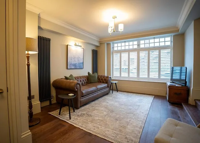 Pineapple - 1 * Бристоль